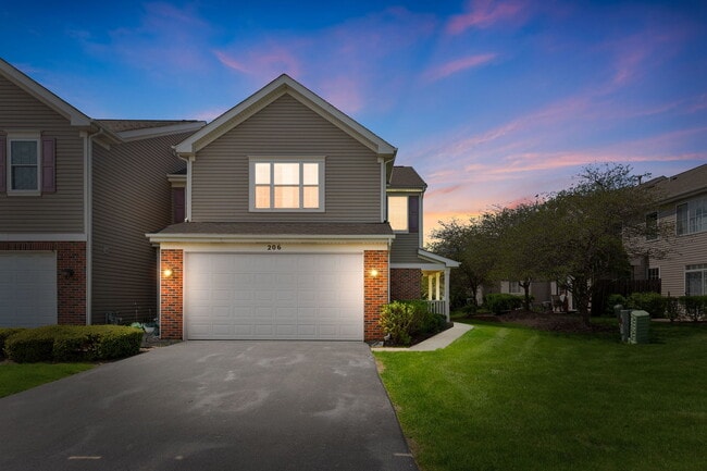 Building Photo - 206 Madison Dr