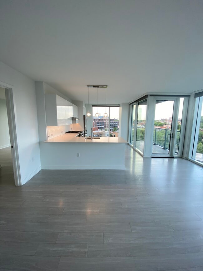 2369 N Lincoln Ave Unit 1113