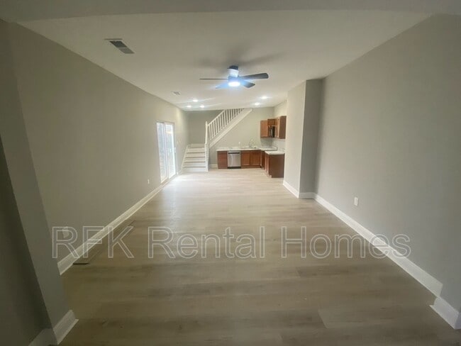 Photo - 2224 Langley Ave