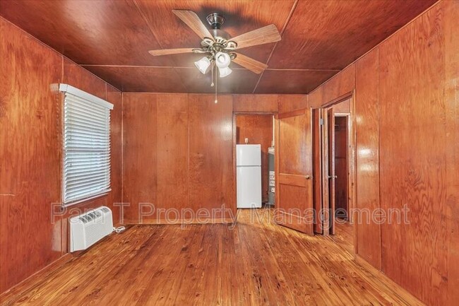 Photo - 12 Southwood Dr