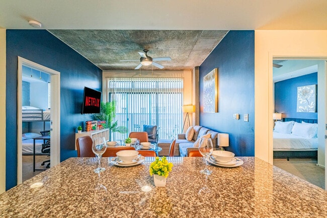 Photo - 333 E Roosevelt St Unidad ID1296503P