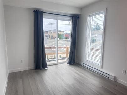 Photo - 995 England Ave