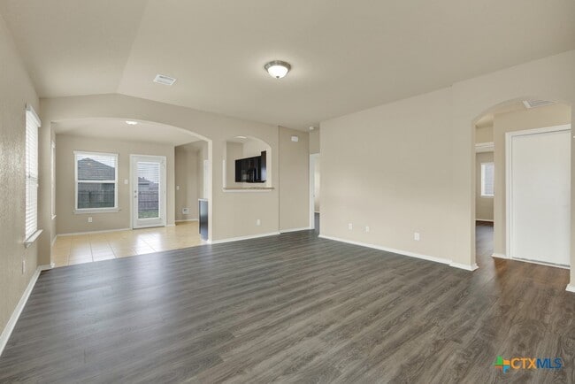 Photo - 1512 Doncaster Dr