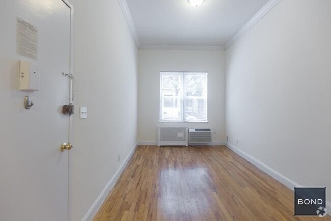 Building Photo - 523 E 85th St Unit 1A Rental