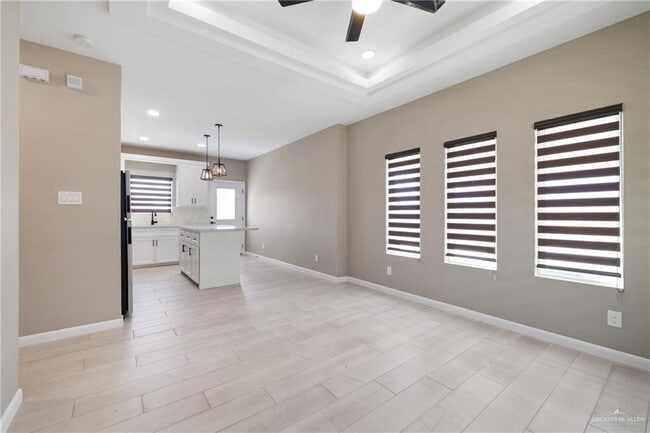 Photo - 9 N Hester St Unit 3