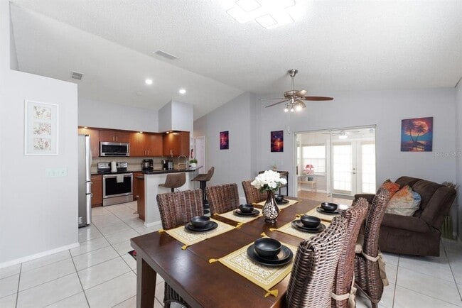 Photo - 2976 Stillwater Dr