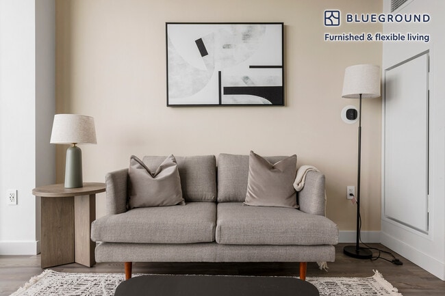 Photo - 1210 S Indiana Ave Unit FL23-ID1318