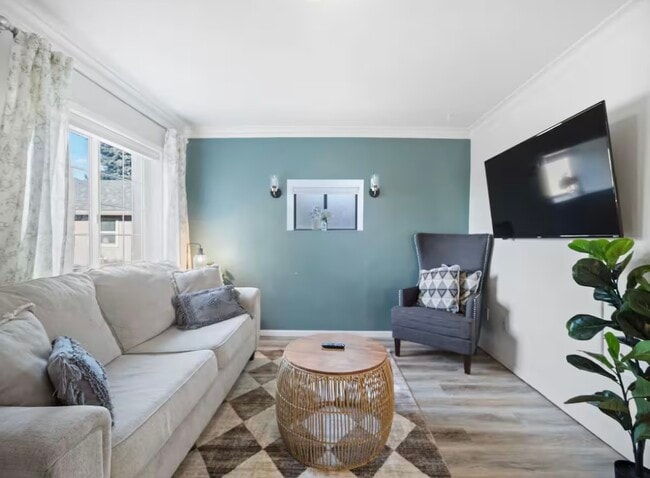 Photo - 2117 W Riverside Ave Unit 1