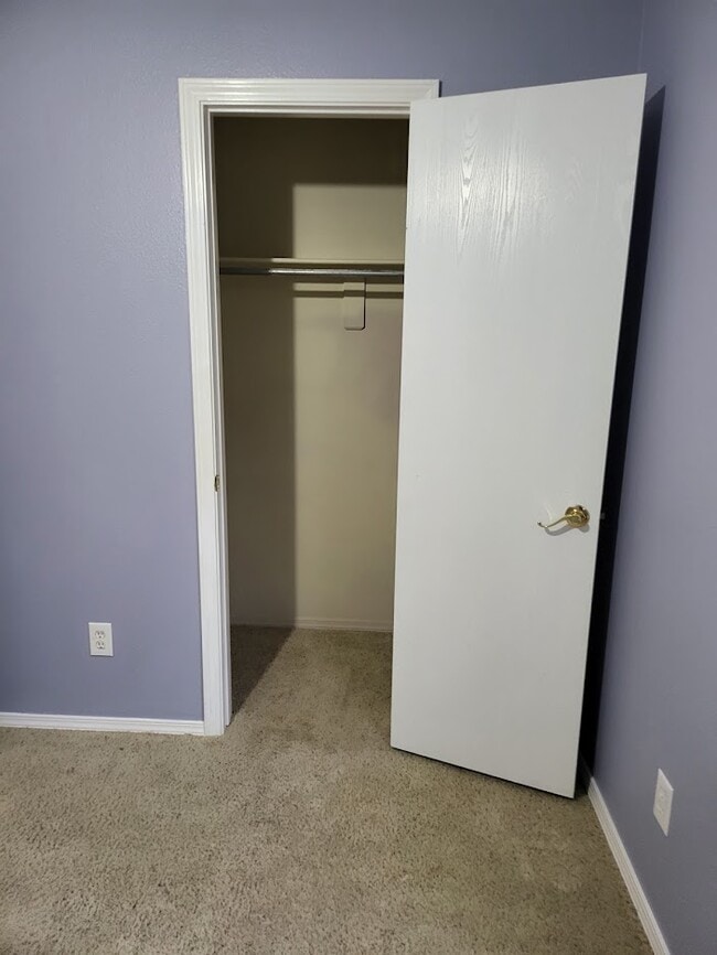 Photo - 616 NE Fenway Ave