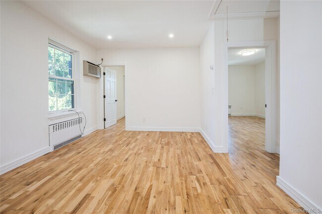 Photo - 12 Bellew Ave Unit Top Floor