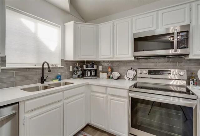 Photo - 2943 S Bend Dr