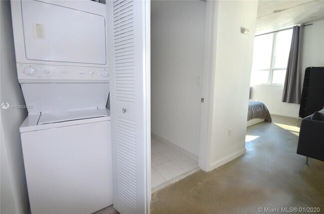 Photo - 234 NE 3rd St Condo