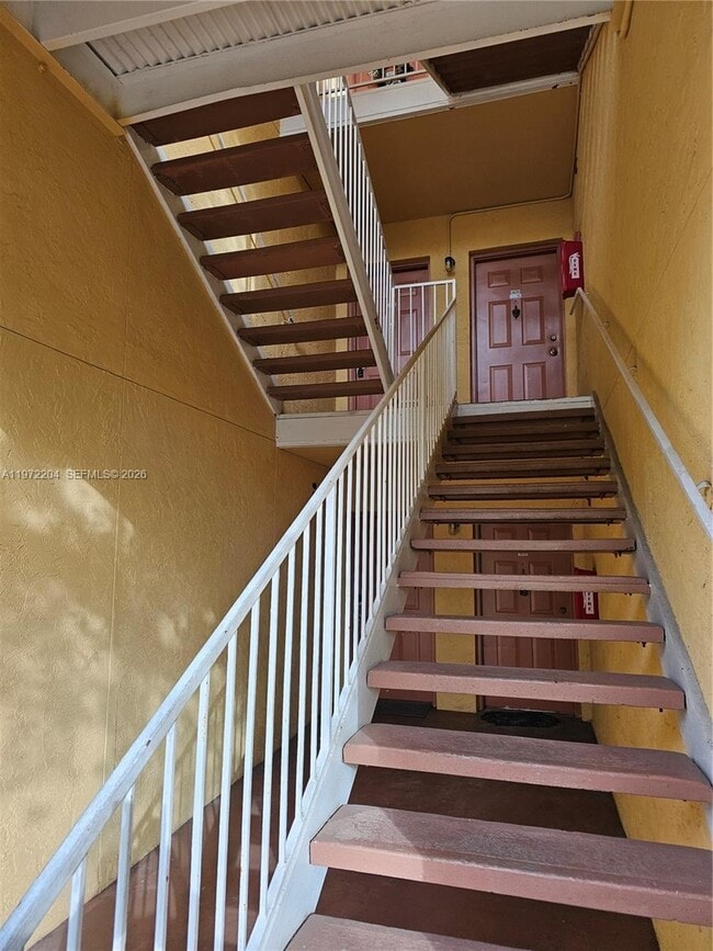 Photo - 2341 NW 33rd St Unit 408