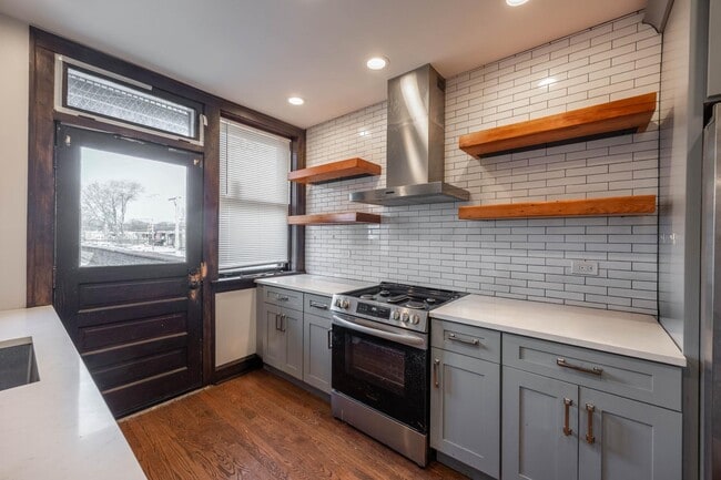 Photo - 2623 W Devon Ave Unit 301