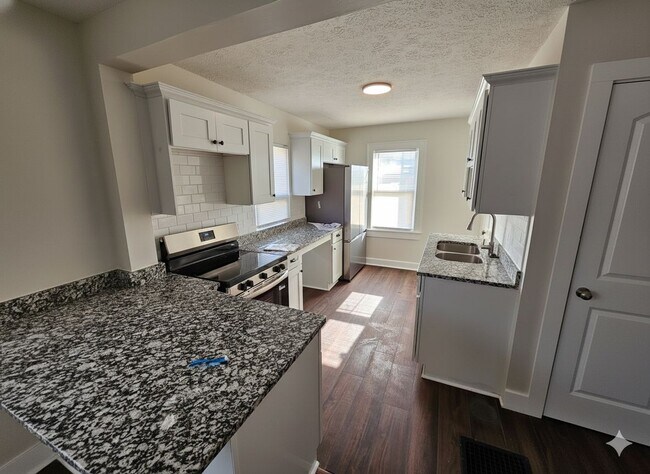 Photo - 1719 Dawson St