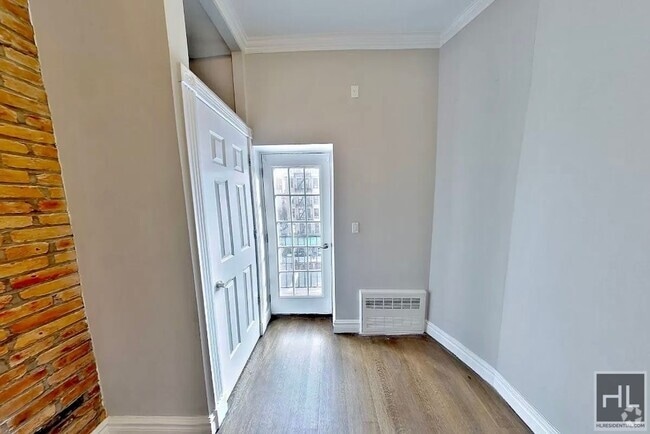 Building Photo - First Avenue Rental