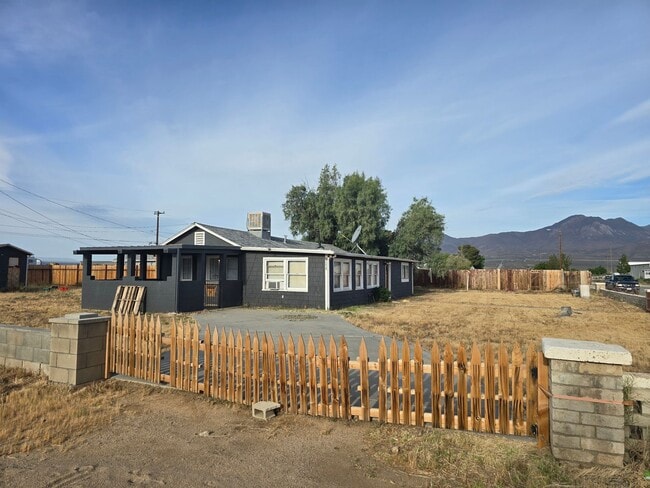 Photo - 6701 Mountain View Ave