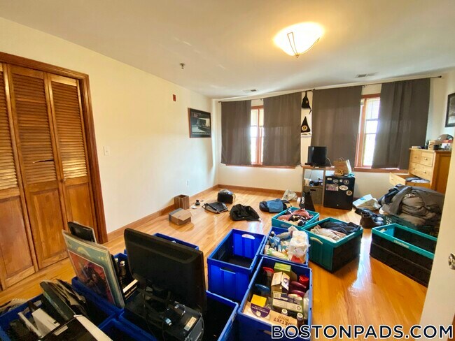 Photo - 102 Allston St Unit 7