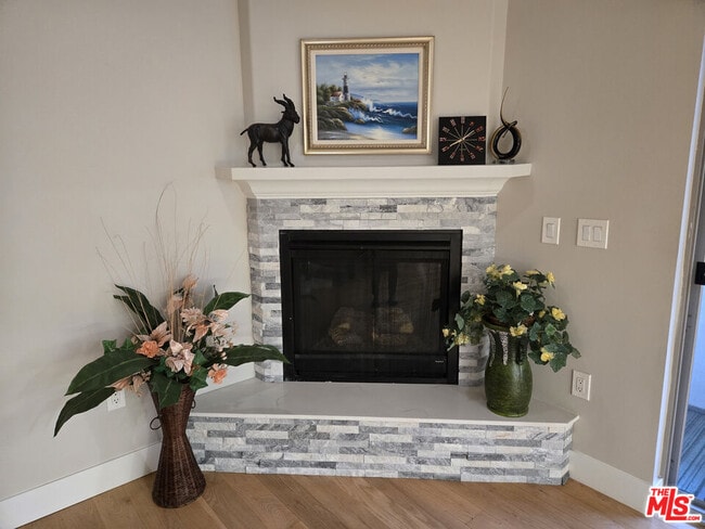 Photo - 4733 Elmwood Ave Unidad 103