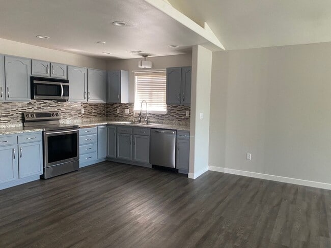 Photo - Hassle Free Yard Care! 3-Bed 2 Bath with O...