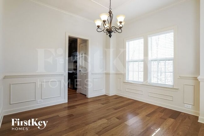 Photo - 121 Millwood Dr