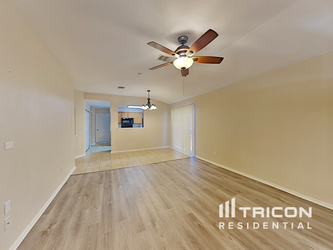 Photo - 1523 Hawkwolf Creek