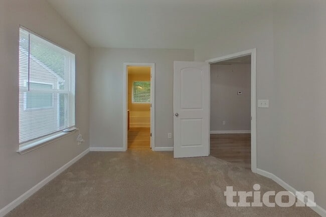 Photo - 6420 Pennacook Dr