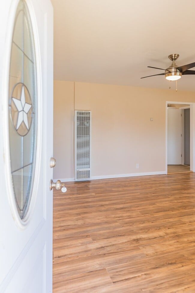 Photo - Spacious 4 Bedroom Home