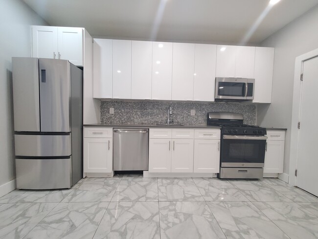 Photo - 55 Wallis Ave Apartments Unit 1
