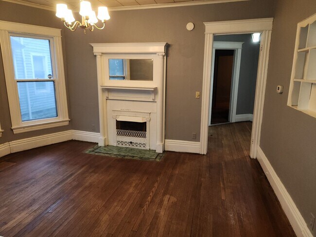 189/191 Parsells - 189/191 Parsells Apartment Unit 191 Parsells Avenue