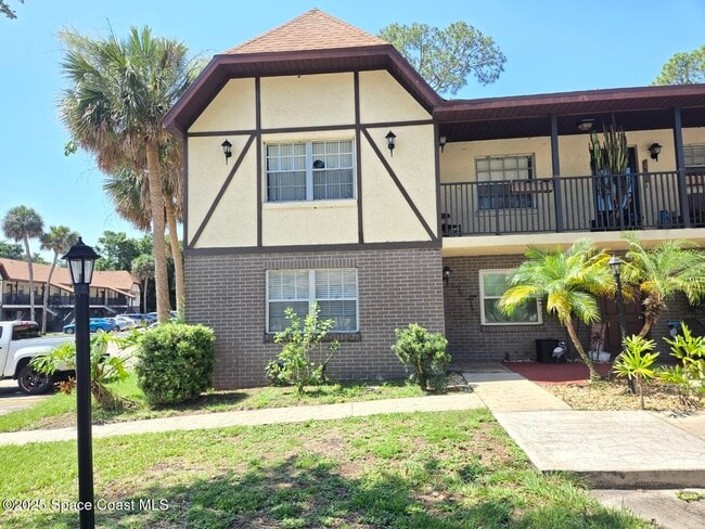 Building Photo - 3100 Sir Hamilton Cir Unit 1 Rental
