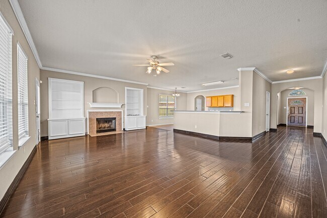 Photo - 7202 Lyndhurst Village Ln