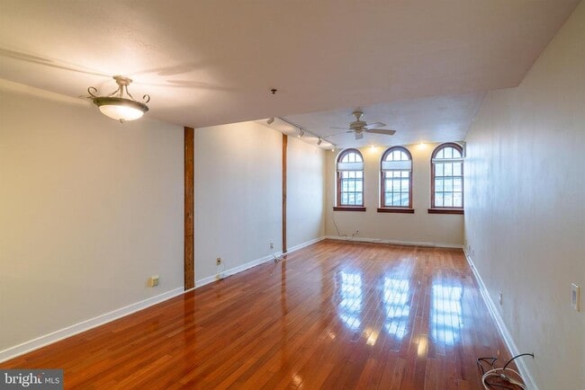 Photo - 301 Race St Unit 520