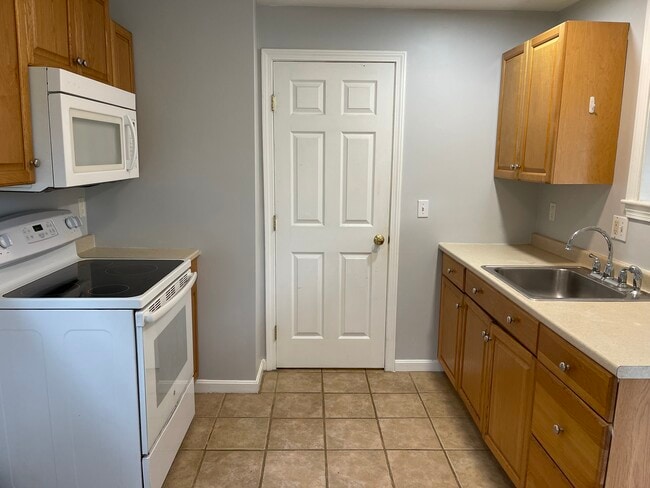 Photo - 17 Elderberry Dr