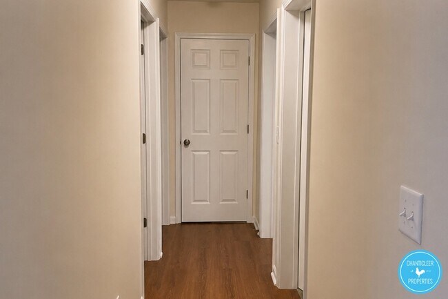 3700 Delancy St Unidad 2D