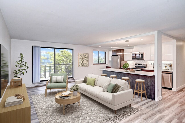 Building Photo - Beacon Tower