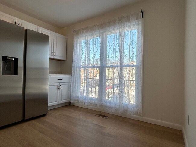 Photo - 216 Whitherspoon Ln