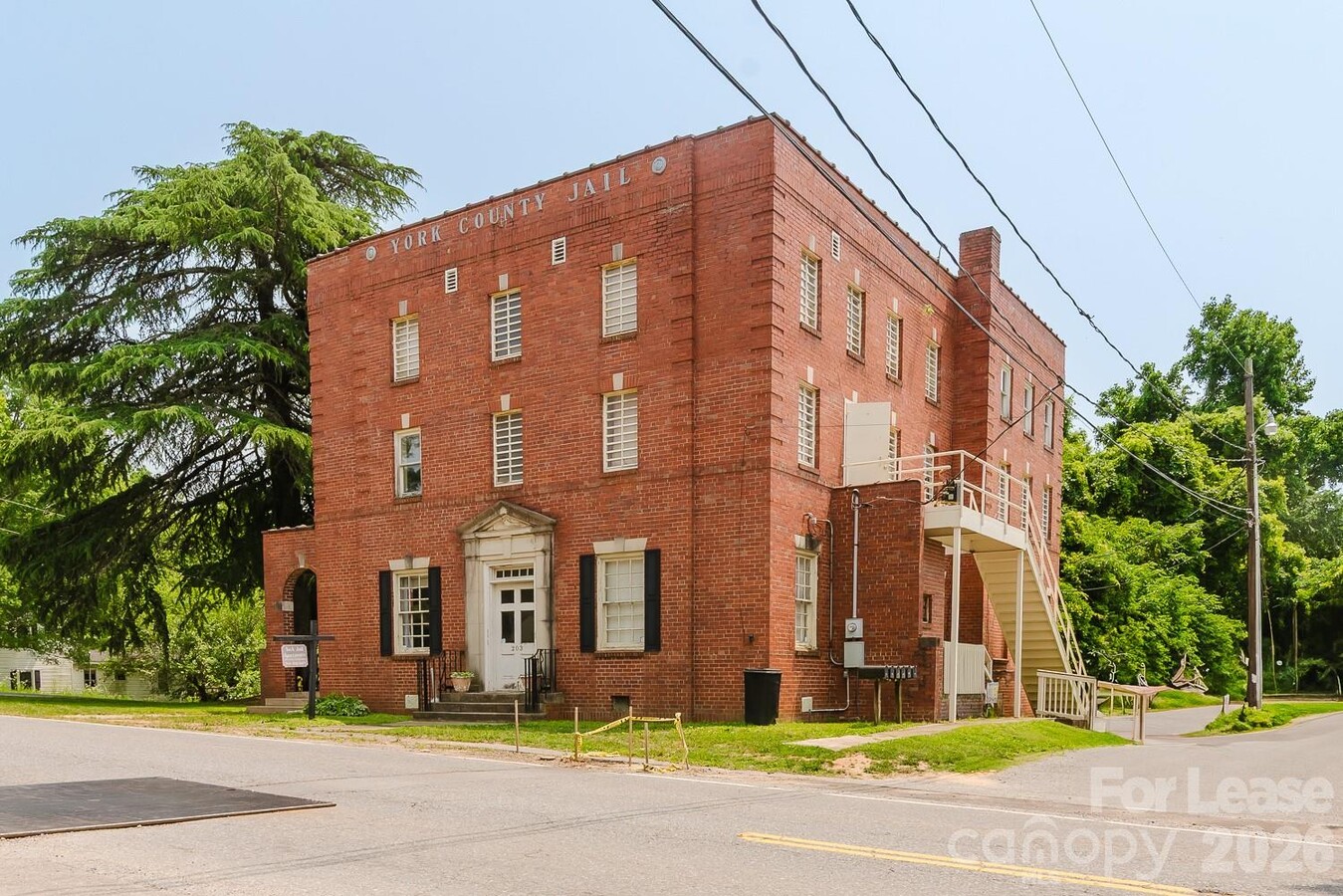 Photo - 203 W Liberty St Unit PH