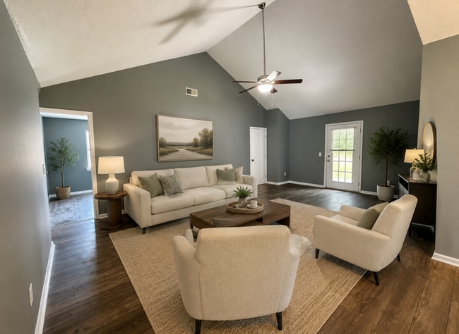 Photo - 798 Madison Dr