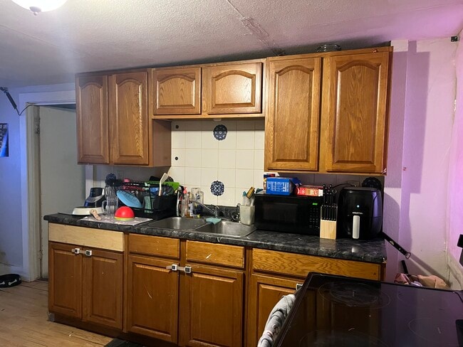 Photo - 13 Albro Ave