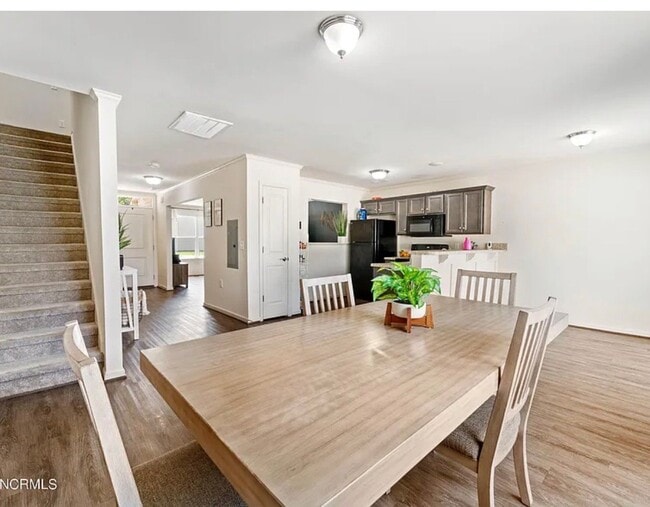 Photo - 243 Boyington Pl Rd