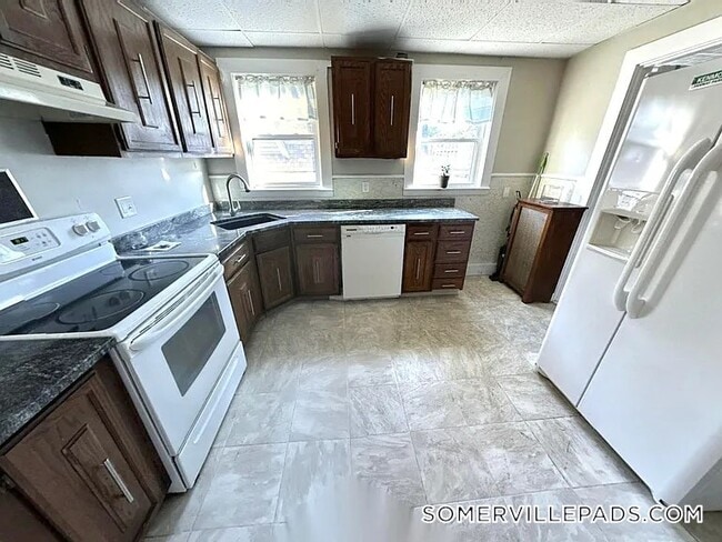 Photo - 14 Dow St Apartment Unit 2