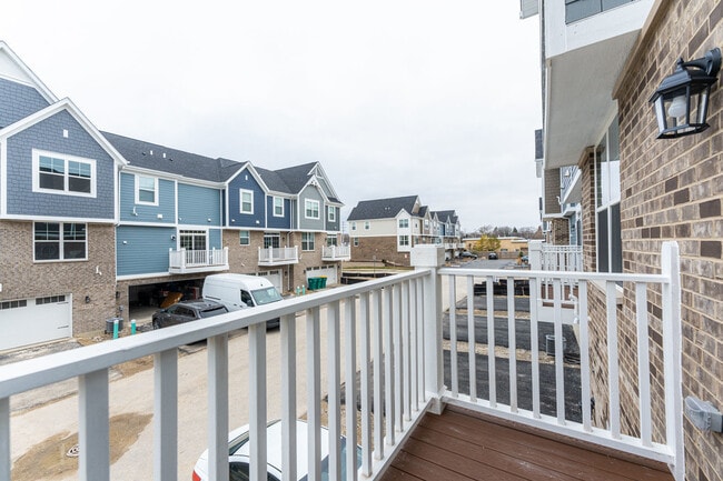 Photo - 1985 Kingsley Cir