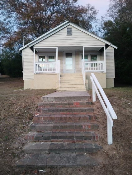 Photo - 123 W Five Notch Rd