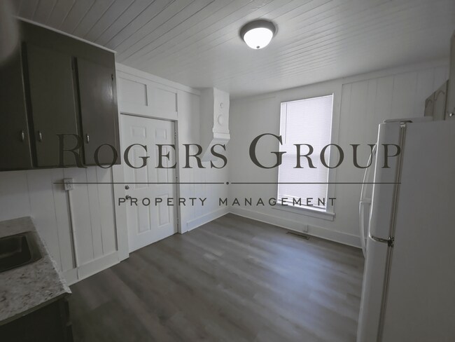 Photo - 121 Burwell Ave Unit 121-B Burwell Ave