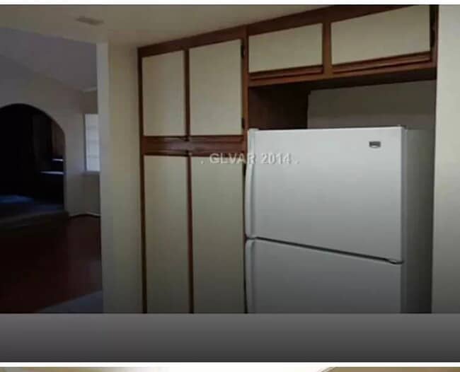 Photo - 3115 La Mancha Way