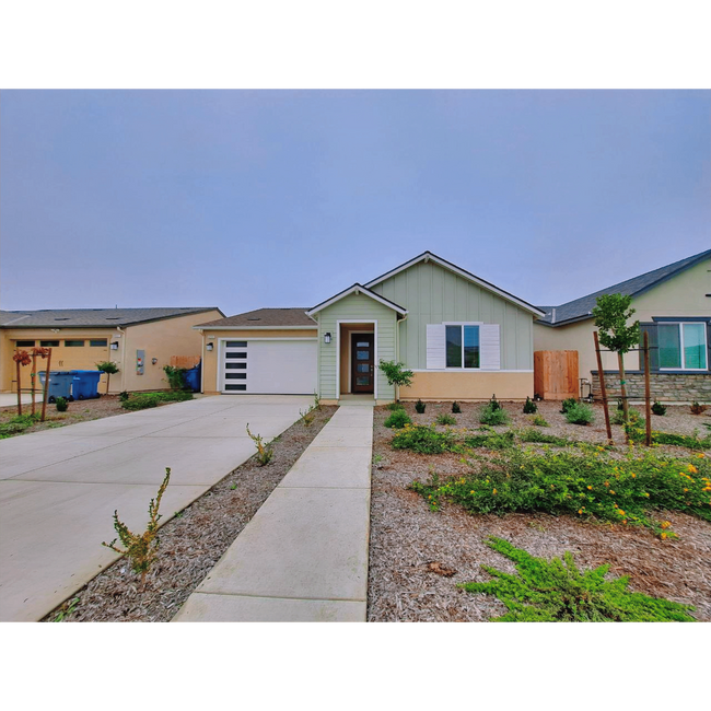 Photo - Stunning New Construction Home with Designer Touches!