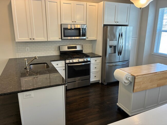 Photo - 605 Apple St