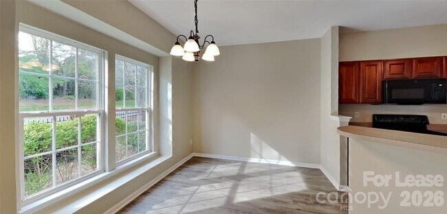 Photo - 9514 Cadman Ct