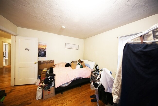 15 Heath St Unit 1